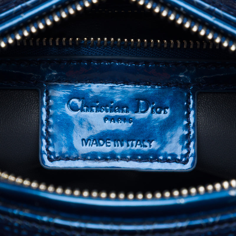Medium Metallic Patent Microcannage Lady Dior - Image 5