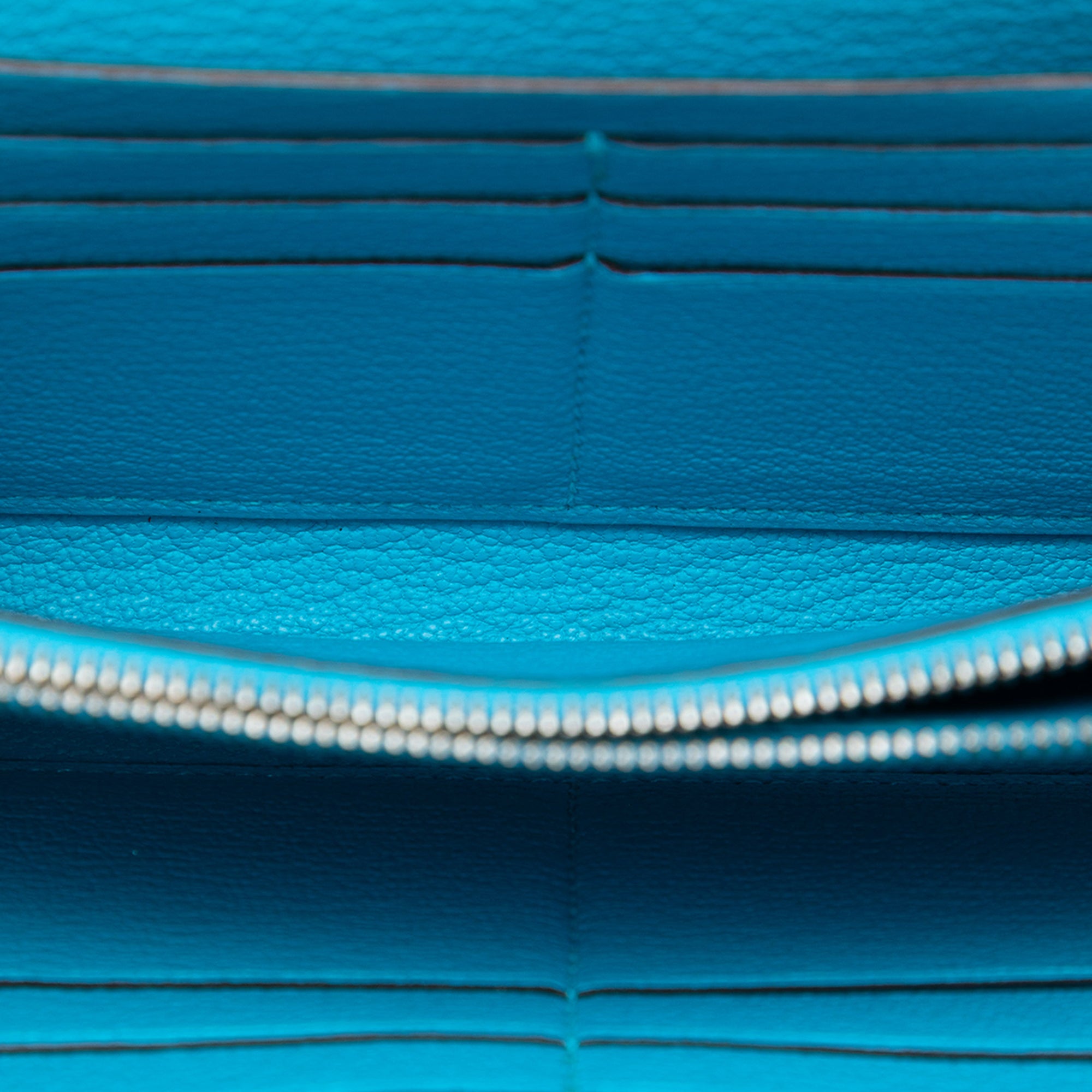 Chevre Mysore Kelly Longue Wallet - Image 5