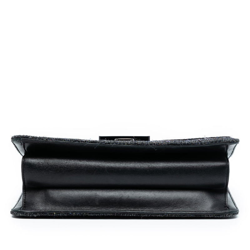 Large Quilted Tweed Beauty Lock Flap - Image 3