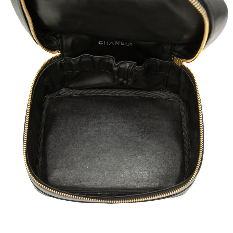 CC Quilted Lambskin Vanity Bag - Image 4