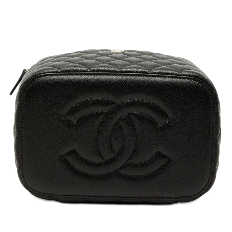 Medium CC Quilted  Caviar Vanity Case - Image 3