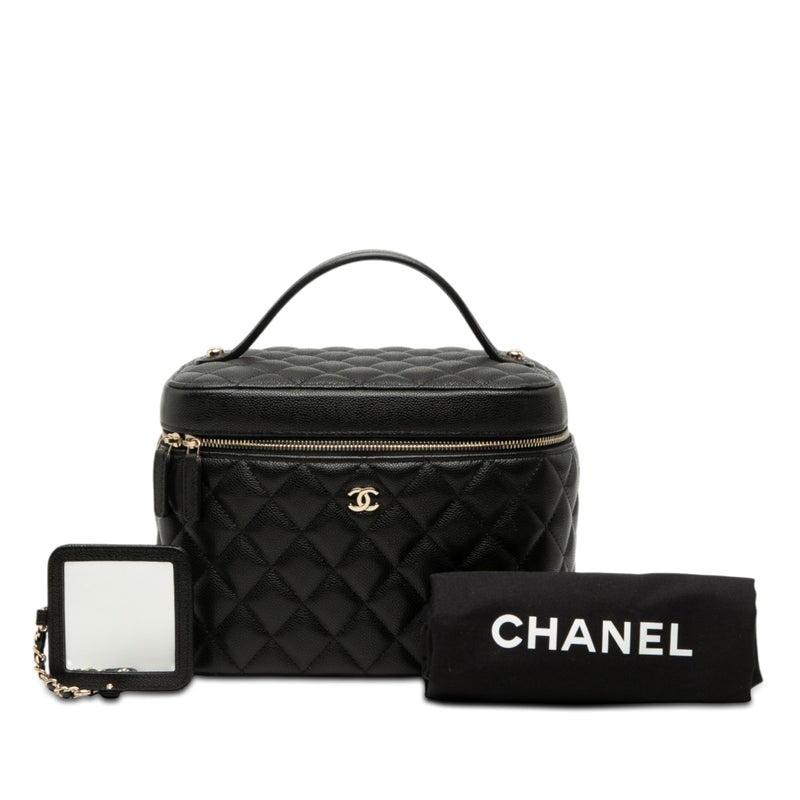 Medium CC Quilted  Caviar Vanity Case - Image 7