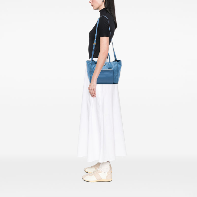 Vitello Daino Front Pocket Open Convertible Tote - Image 6