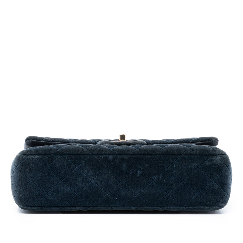 Medium Classic Velvet Double Flap - Image 3