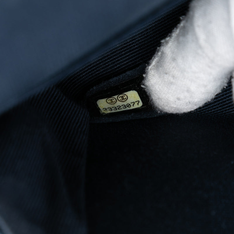 Medium Classic Velvet Double Flap - Image 5