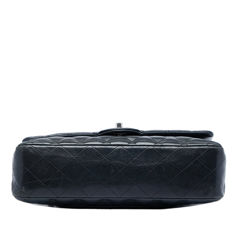 Medium Classic Lambskin Double Flap - Image 3