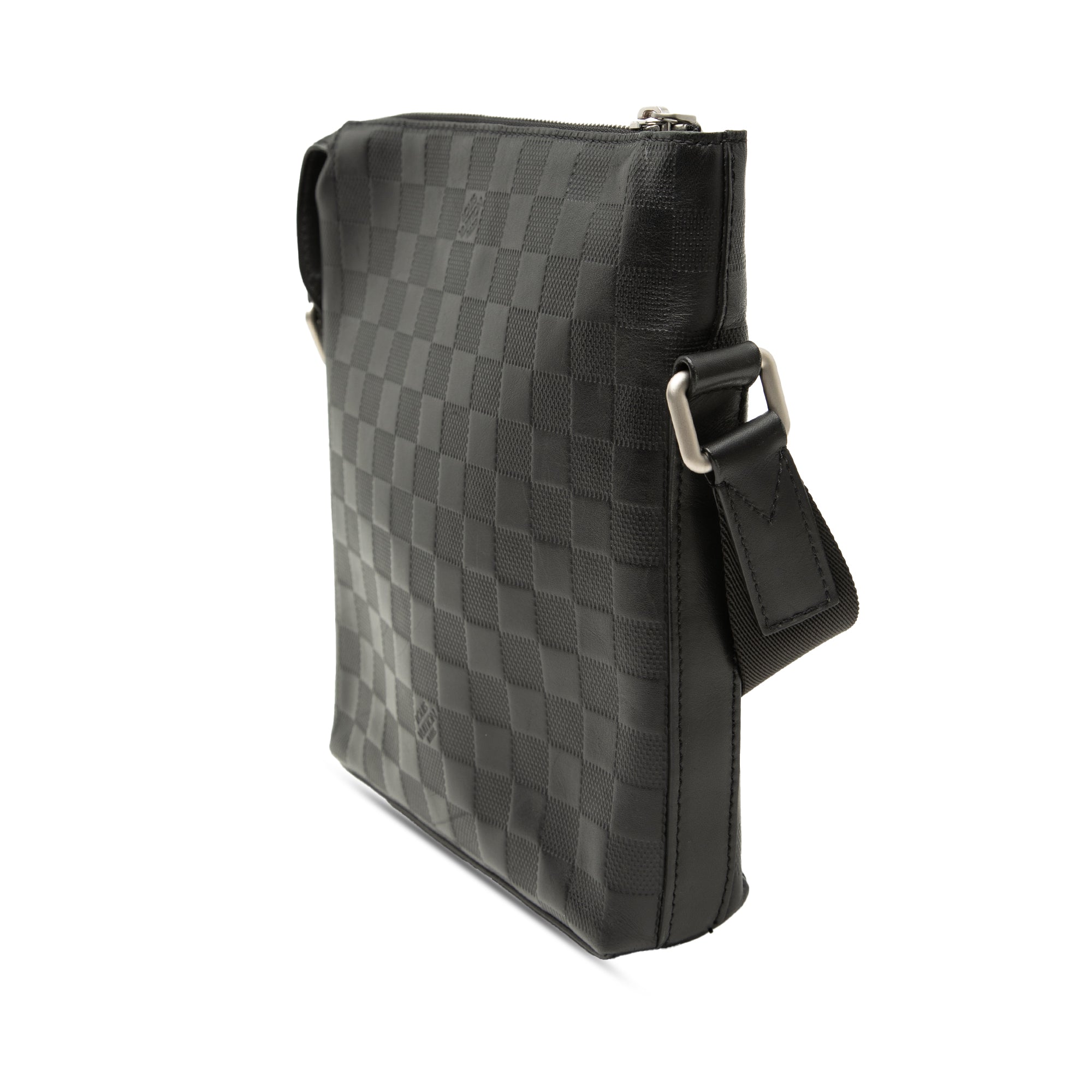 Damier Infini Discovery Messenger BB - Image 2