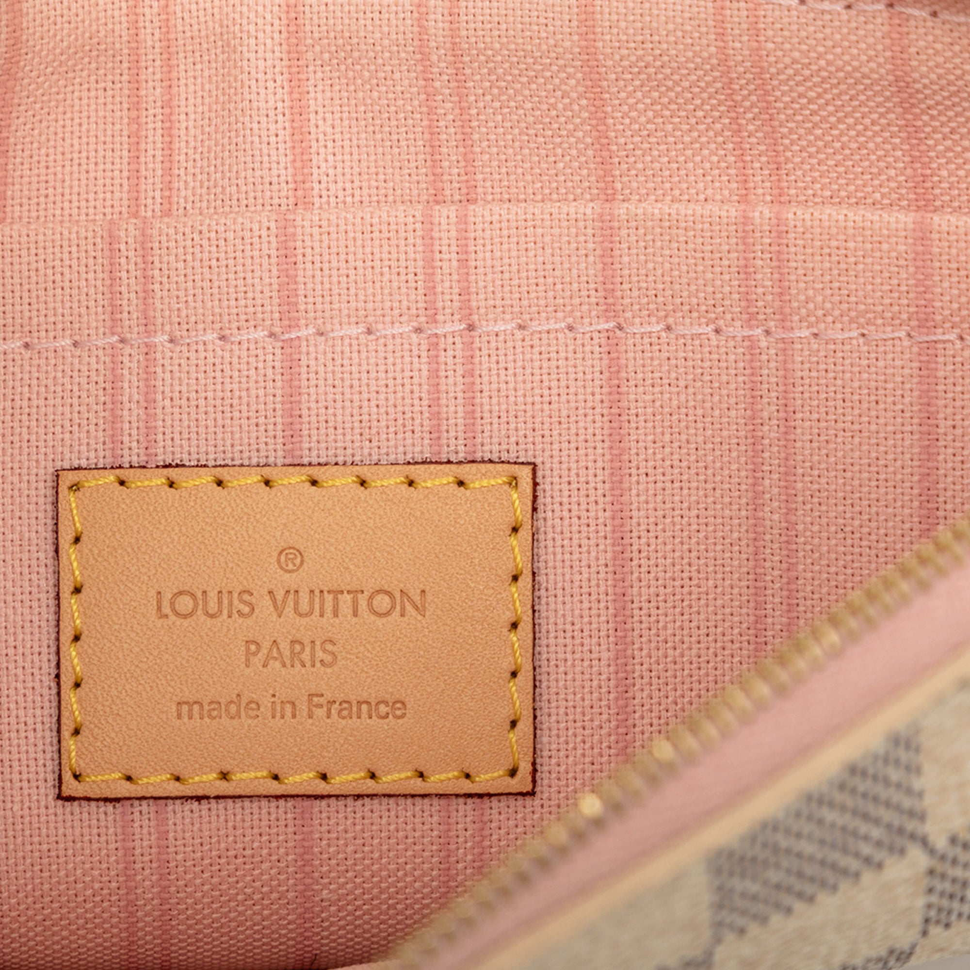 Damier Azur Neverfull MM Pouch - Image 5