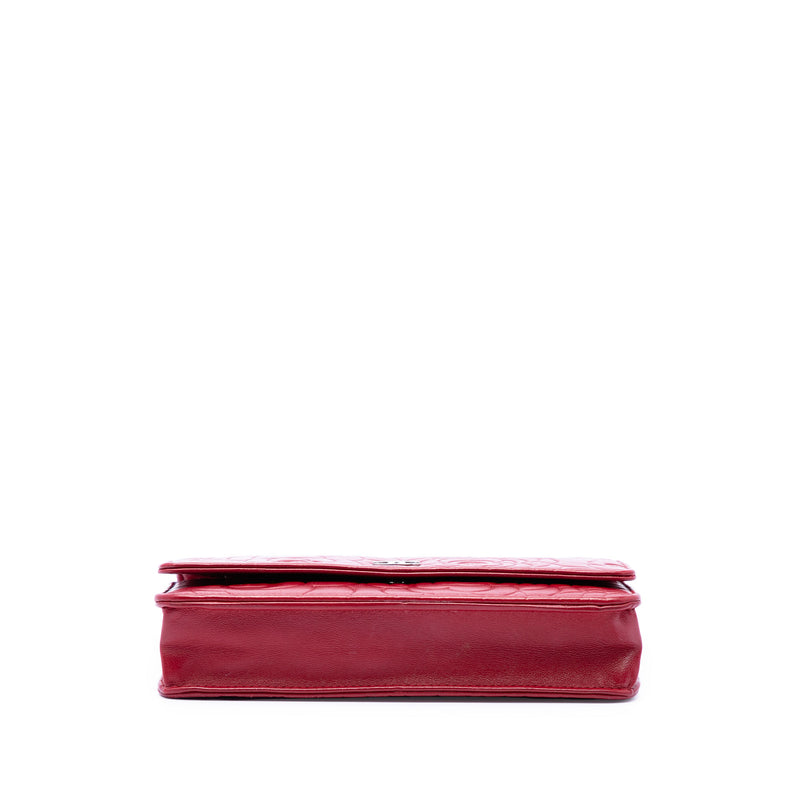 CC Embossed Lambskin Camellia Wallet On Chain - Image 3