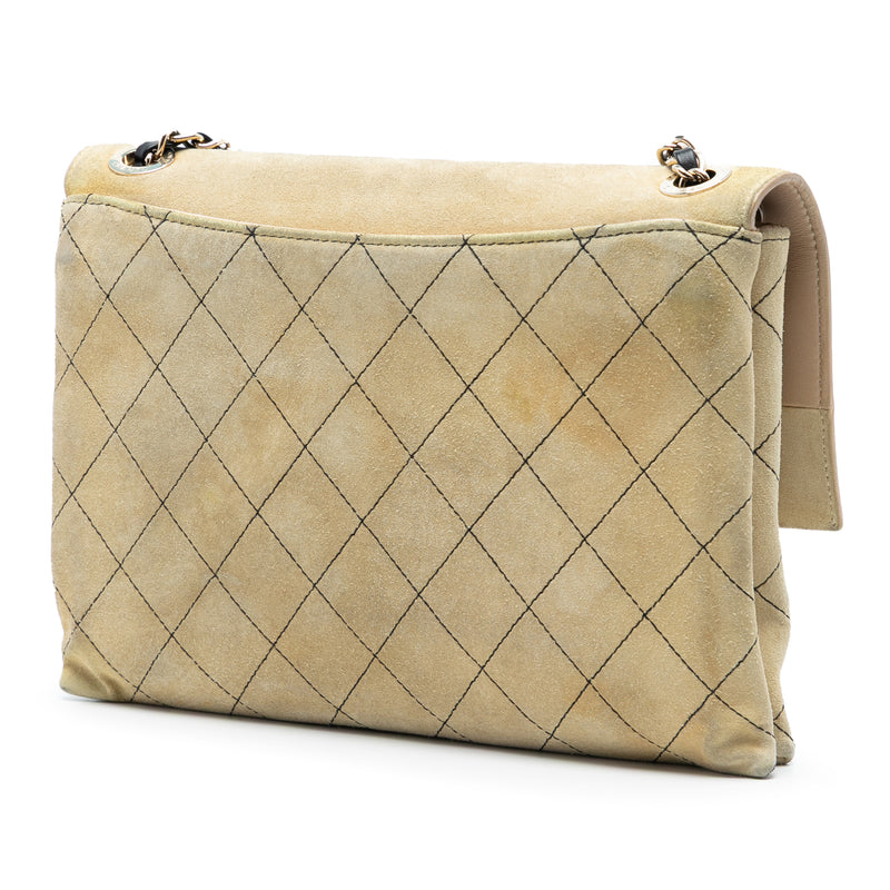 Quilted Suede Retro Label Flap - Image 2