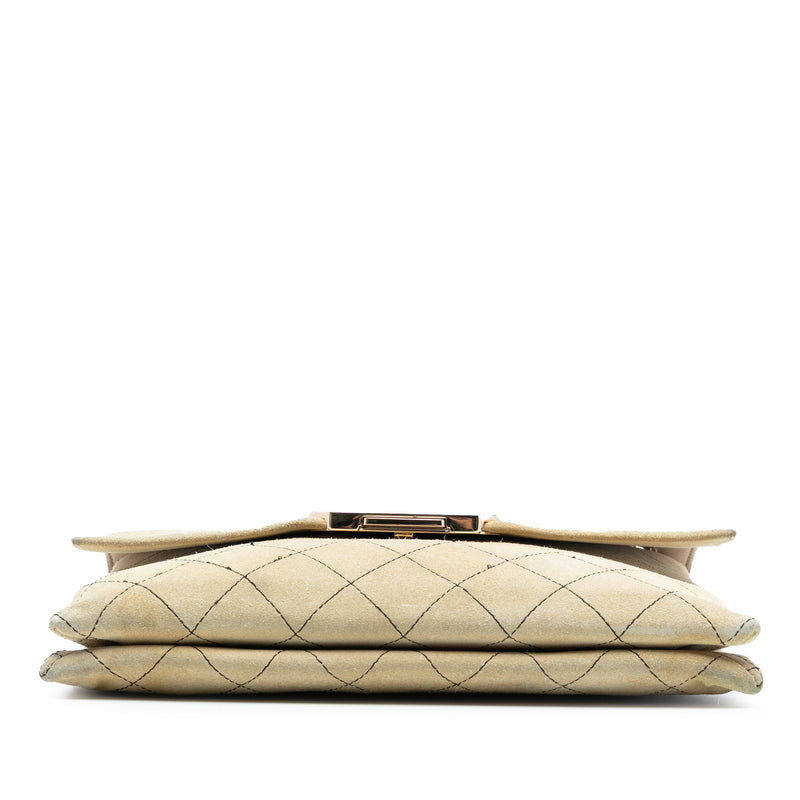 Quilted Suede Retro Label Flap - Image 3
