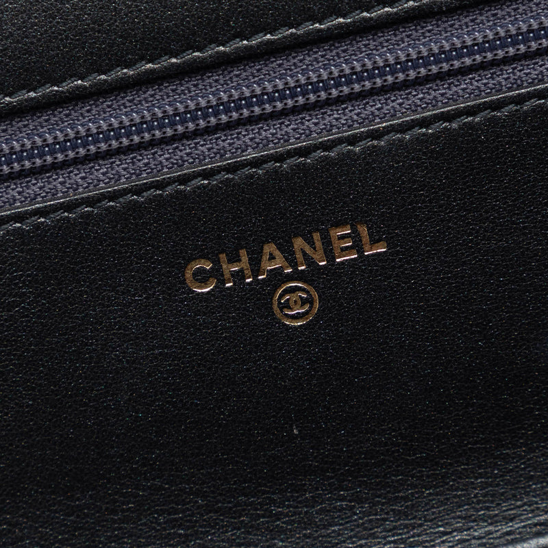 Quilted Lambskin Double Stitch Boy Wallet On Chain - Image 5