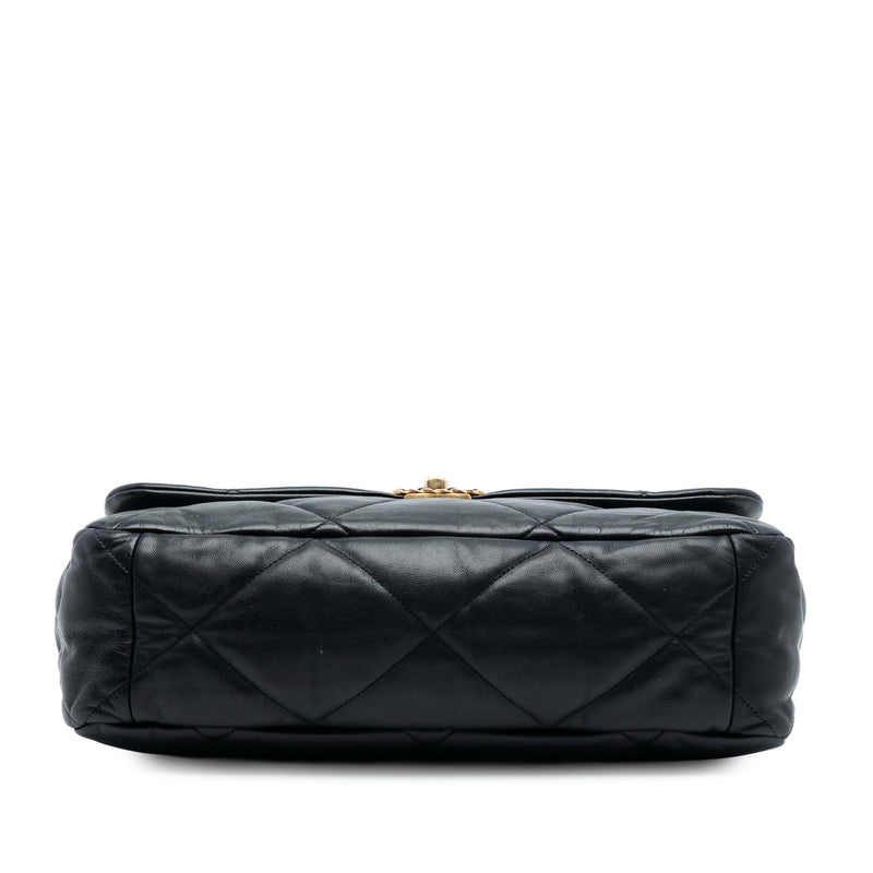 Maxi Lambskin 19 Flap - Image 3