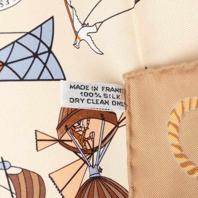 Les Folies du Ciel Silk Handkerchief - Image 4