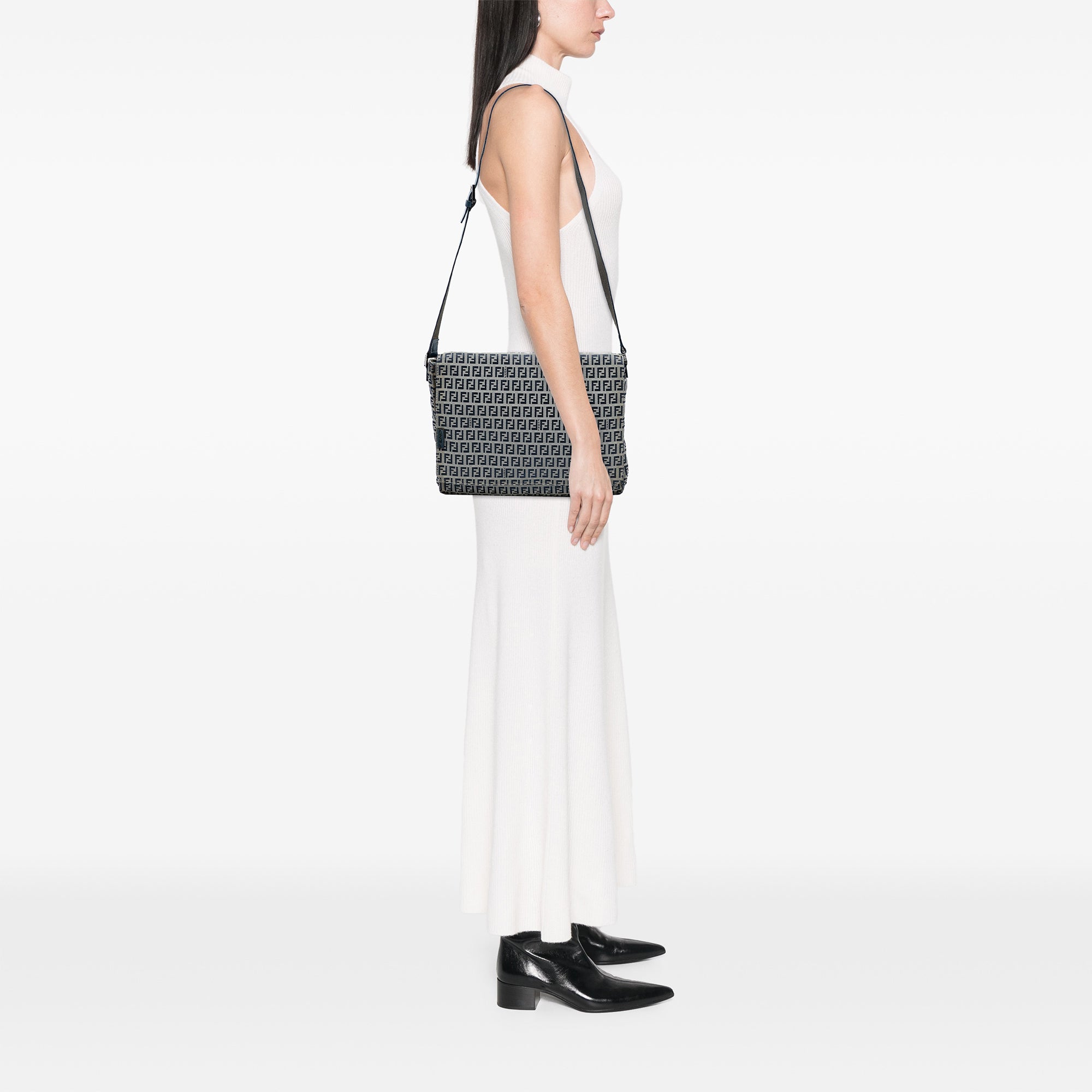 Zucchino Canvas Crossbody - Image 6
