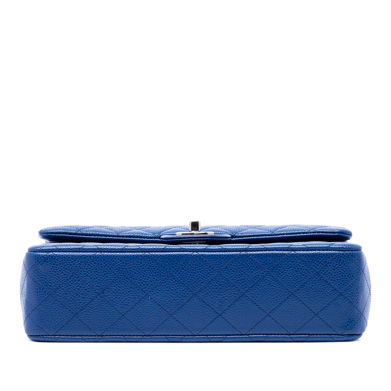 Medium Classic Caviar Double Flap - Image 3