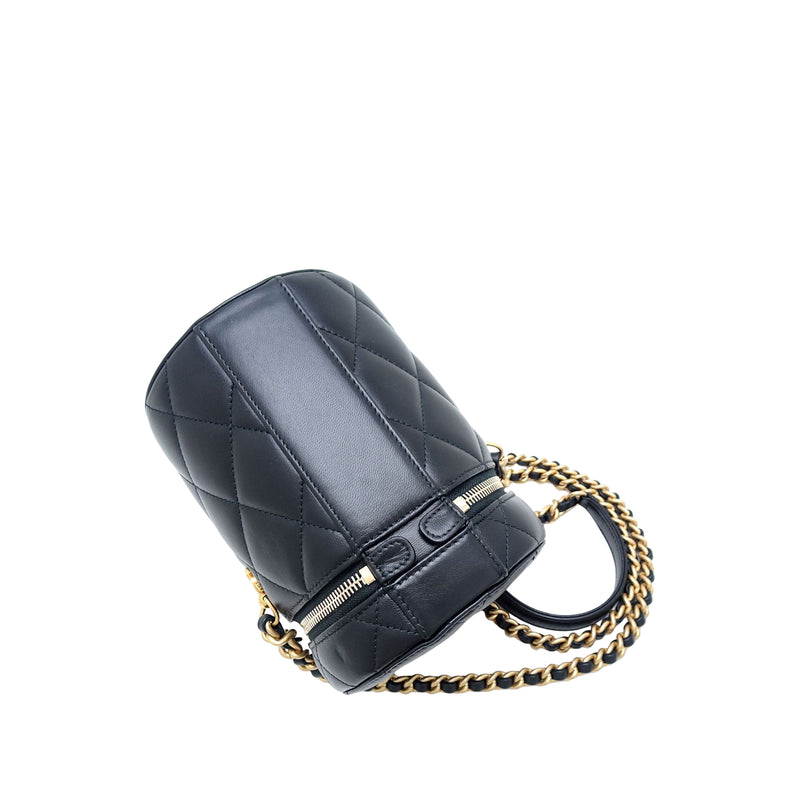 Small Quilted Lambskin Side Note Vanity Case - Image 2