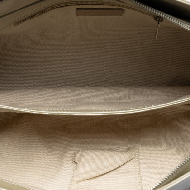 CC Caviar Shoulder Bag - Image 4