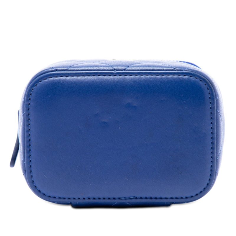 Mini CC Quilted Lambskin Top Handle Vanity Case With Chain - Image 3