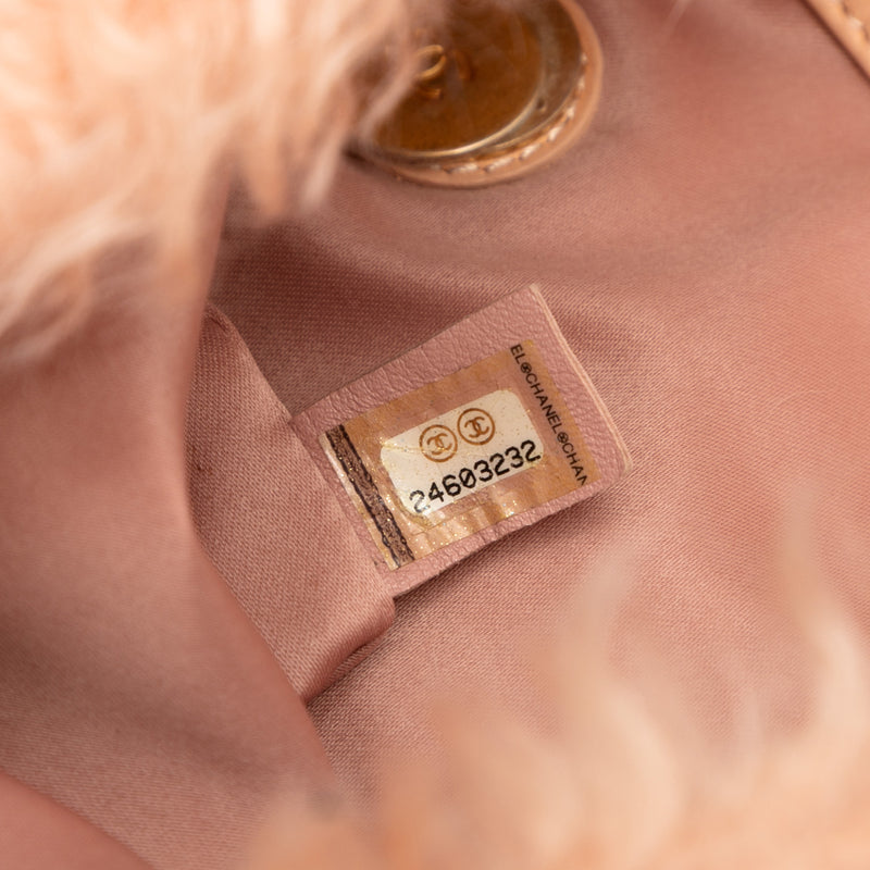 CC Fantasy Fur Clutch with Chain - Image 6