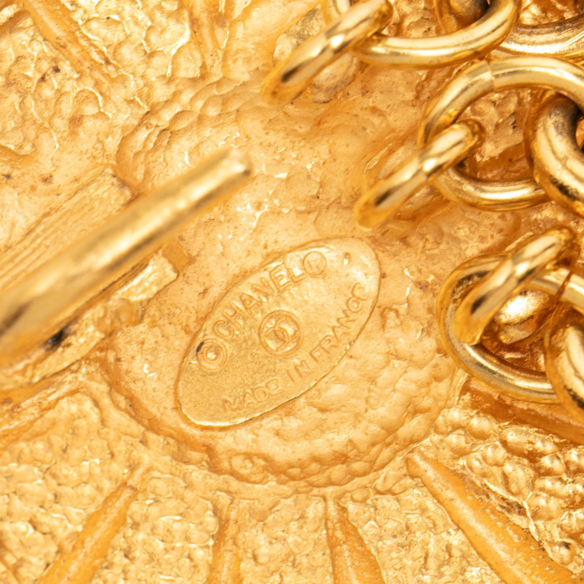 CC Gold Plated Sun Medallion Triple Chain Belt - Image 2