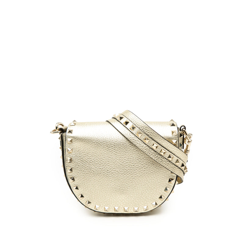 Metallic Grained Calfskin Rockstud Saddle Crossbody