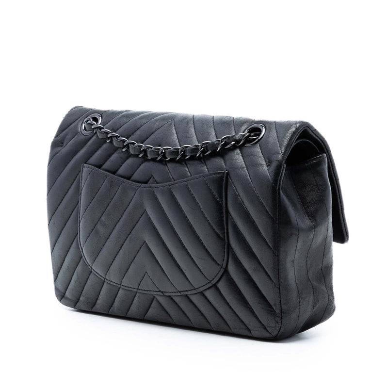 Medium Classic Chevron Lambskin So Black Double Flap - Image 2