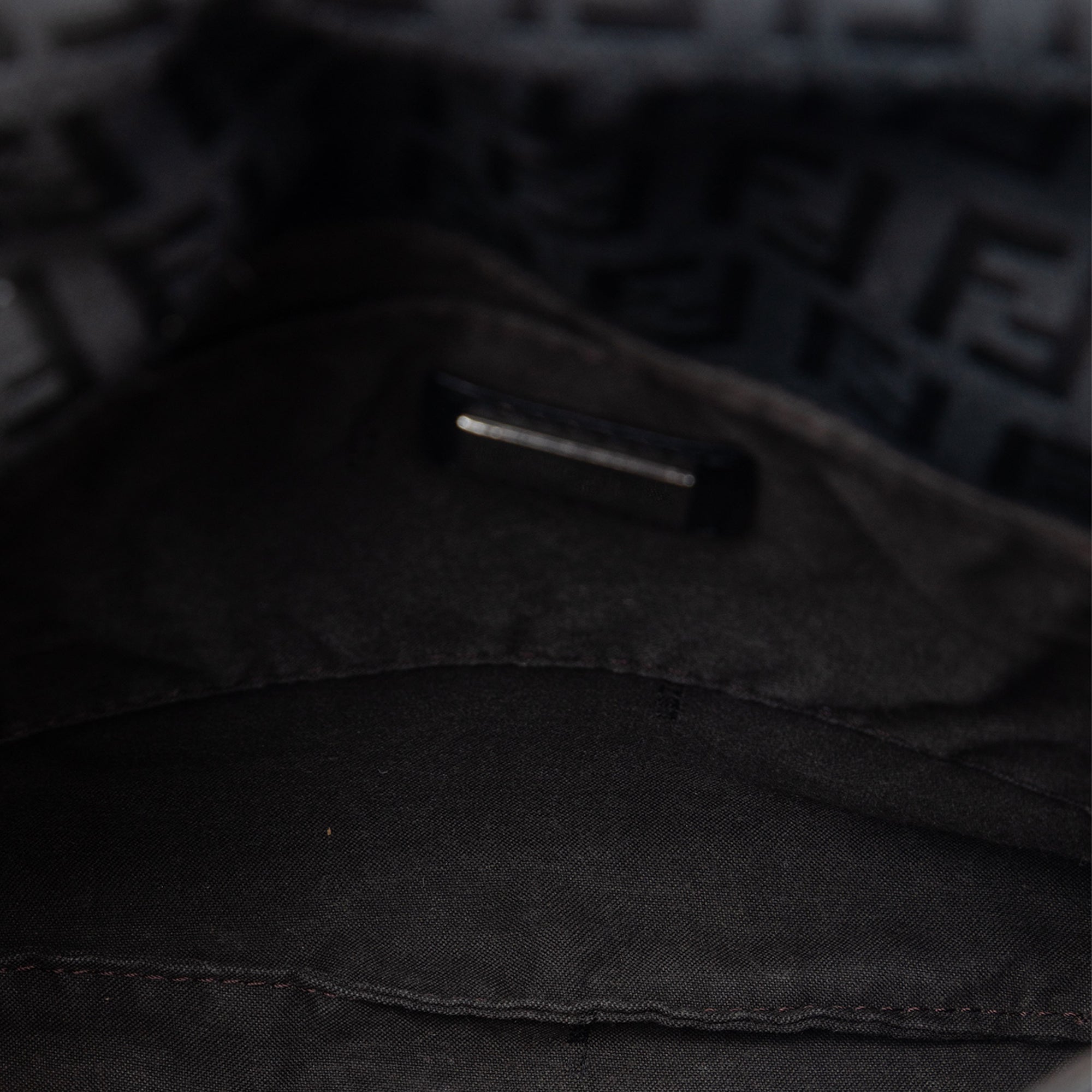 Zucchino Canvas Crossbody - Image 4