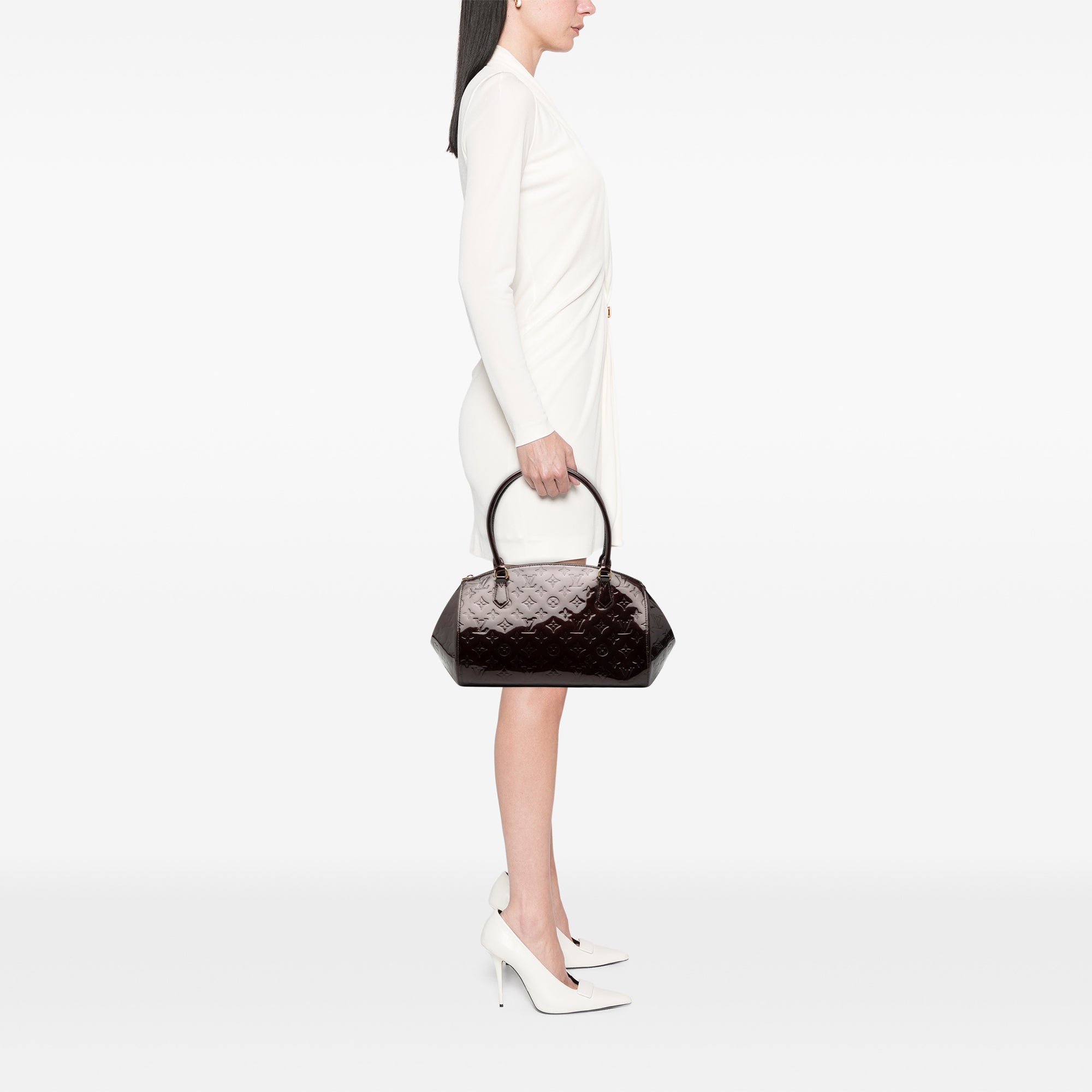 Monogram Vernis Sherwood GM - Image 9