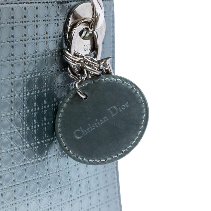Mini Metallic Patent Microcannage Lady Dior - Image 5