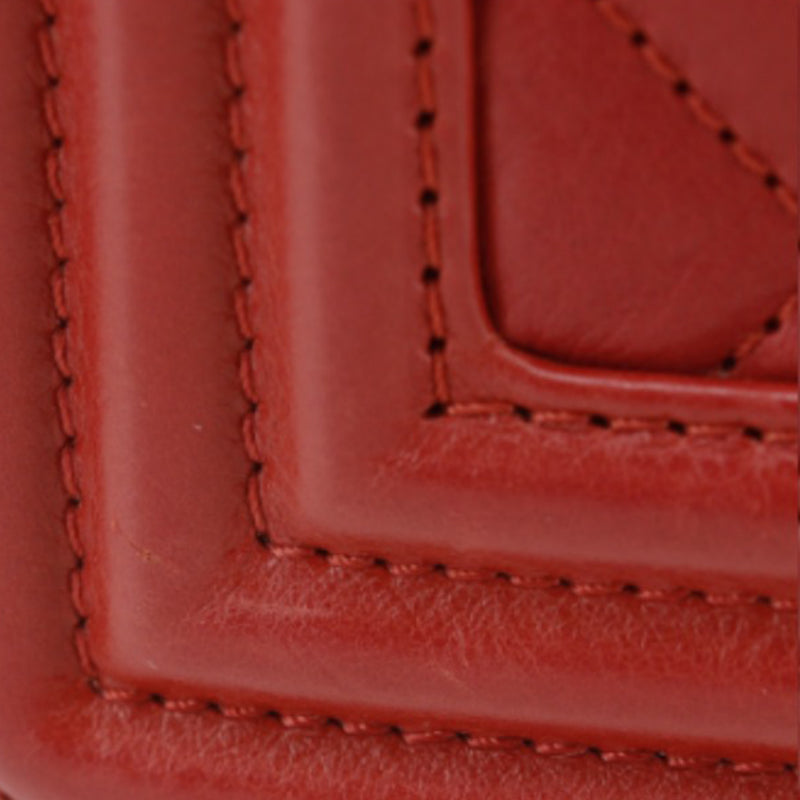 Old Medium Quilted Lambskin Boy Flap - Image 17