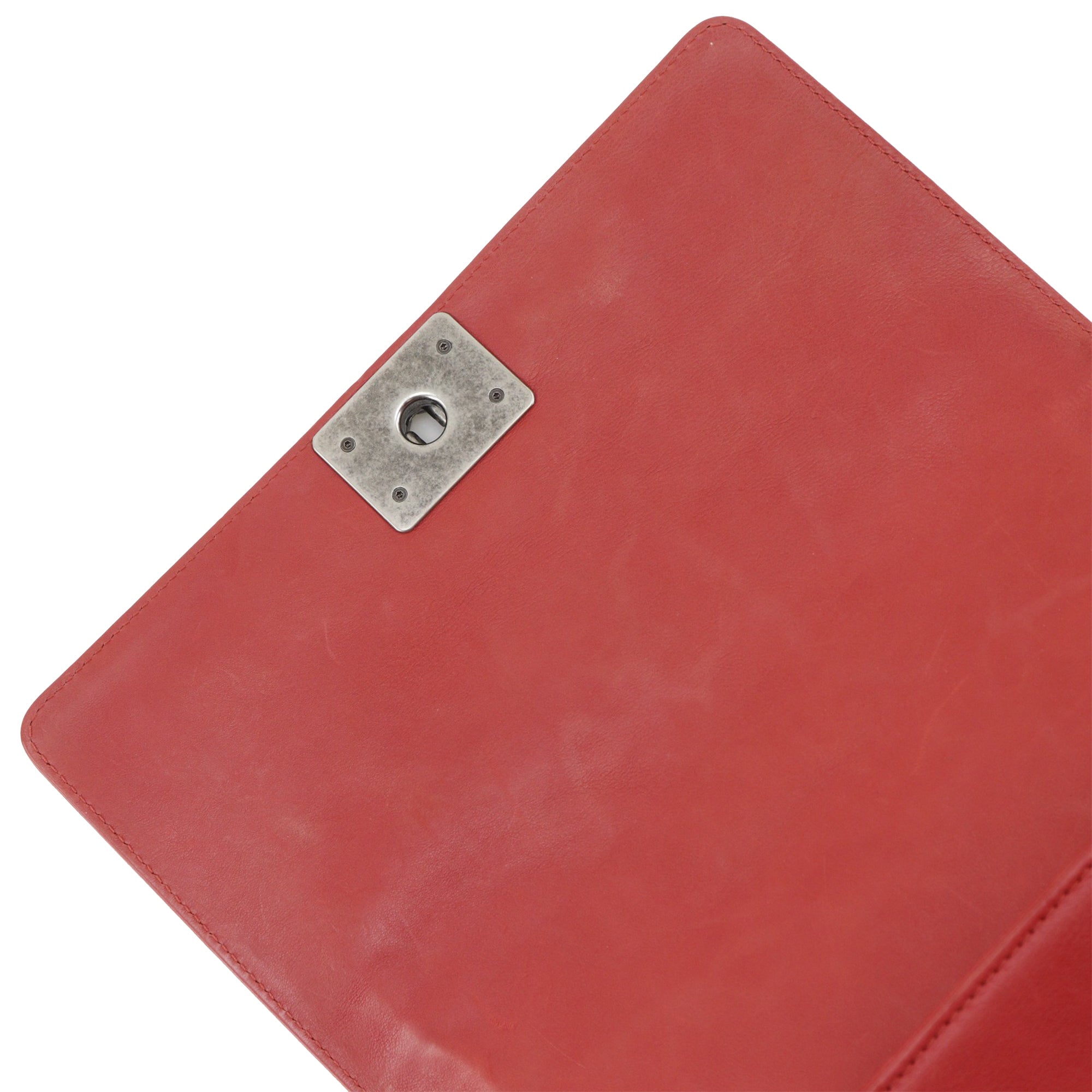 Old Medium Quilted Lambskin Boy Flap - Image 19