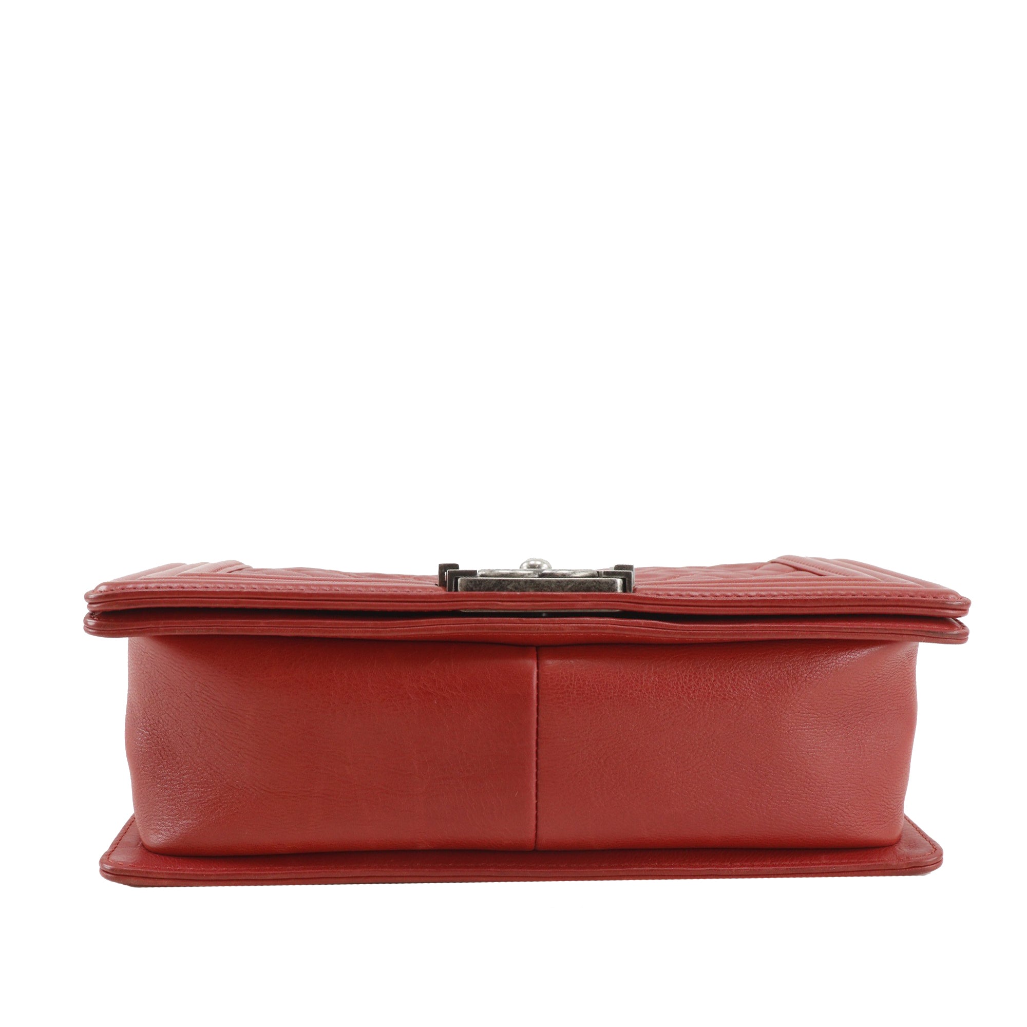 Old Medium Quilted Lambskin Boy Flap - Image 4