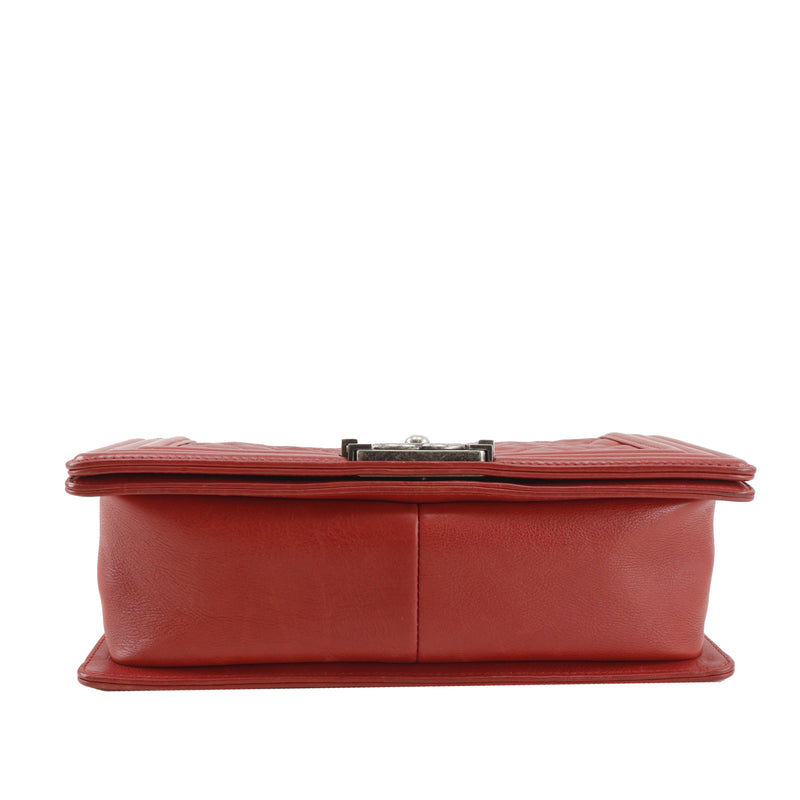 Old Medium Quilted Lambskin Boy Flap - Image 4