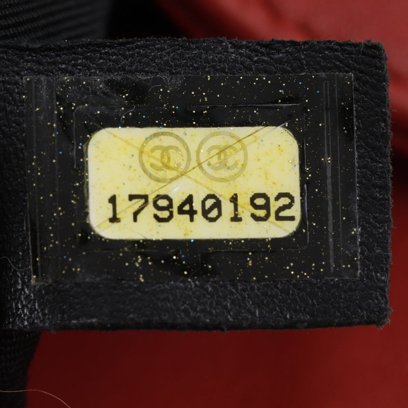 Old Medium Quilted Lambskin Boy Flap - Image 8