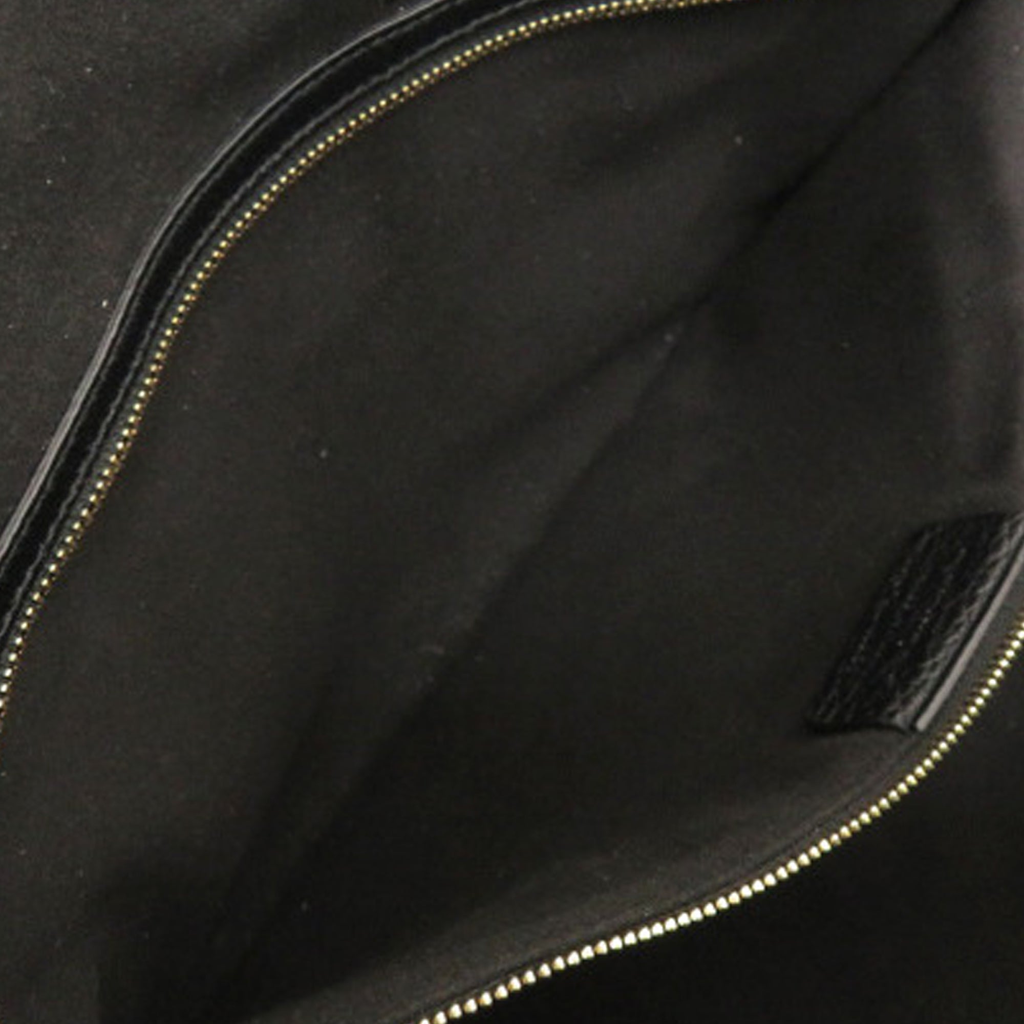 Grained Calfskin Studded Gancini Tote - Image 4