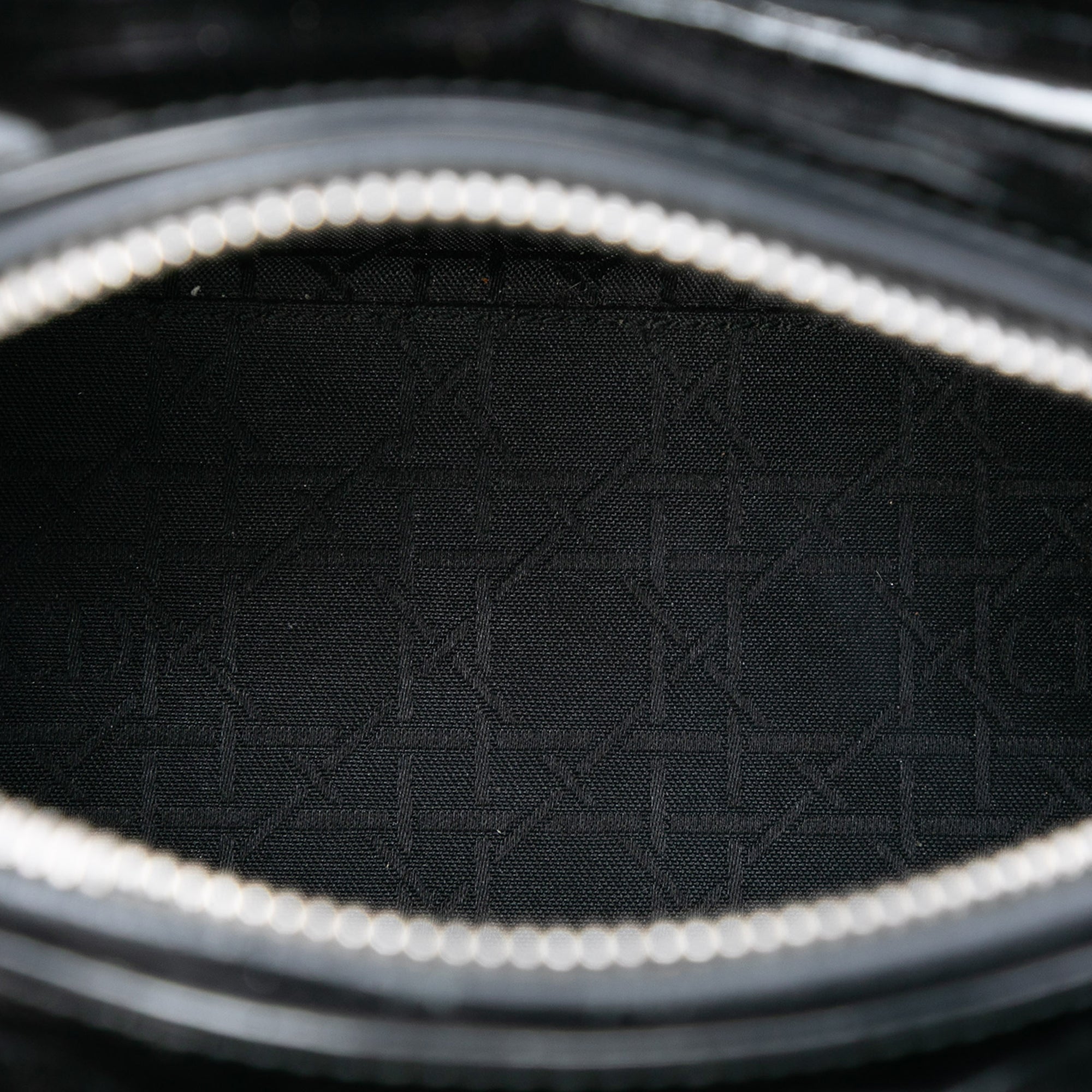 Medium Patent Cannage Lady Dior - Image 4