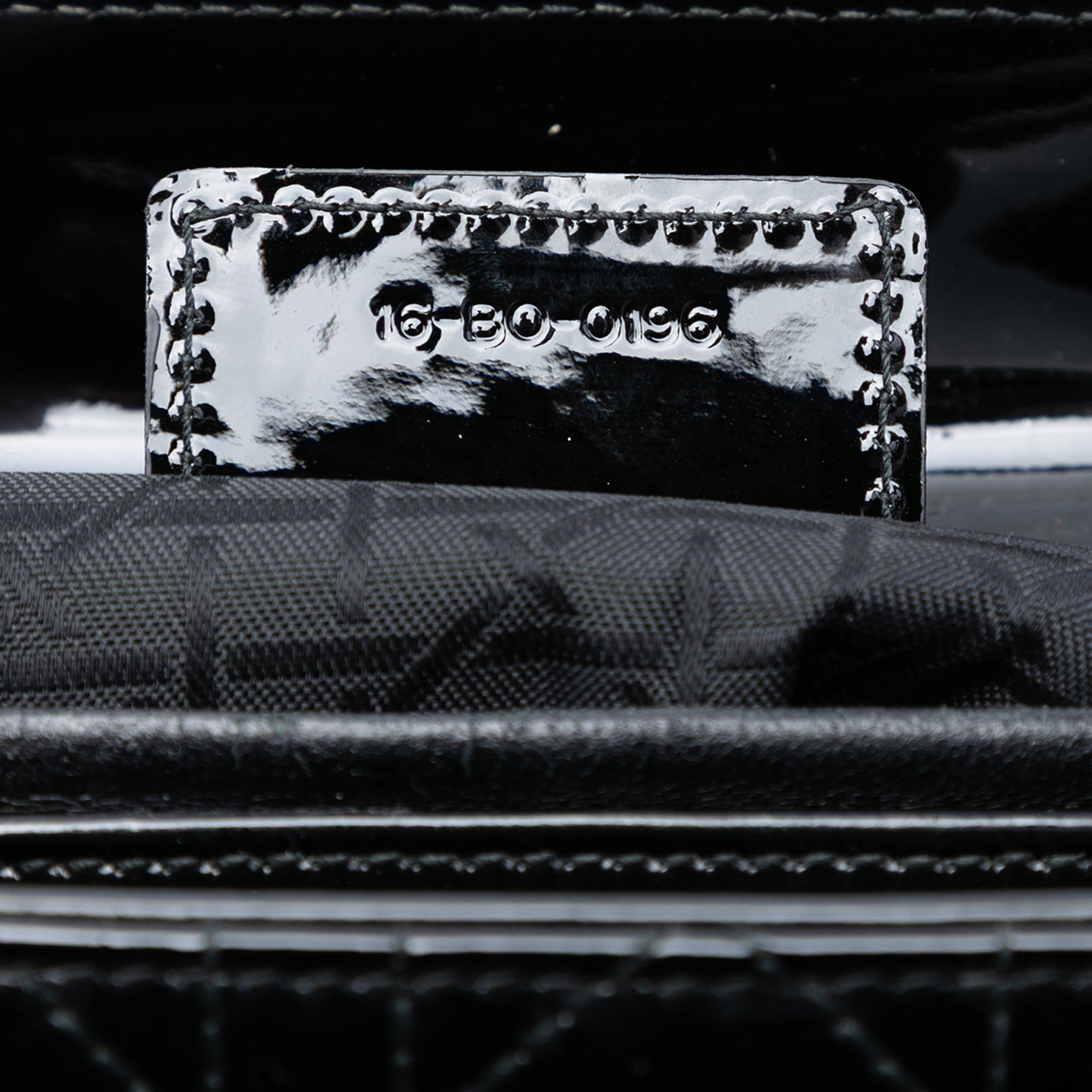 Medium Patent Cannage Lady Dior - Image 5