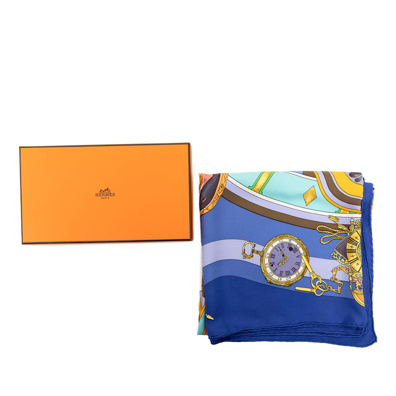 Parmi Les Fleurs Je Compte Les Heures Silk Scarf 90 - Image 9