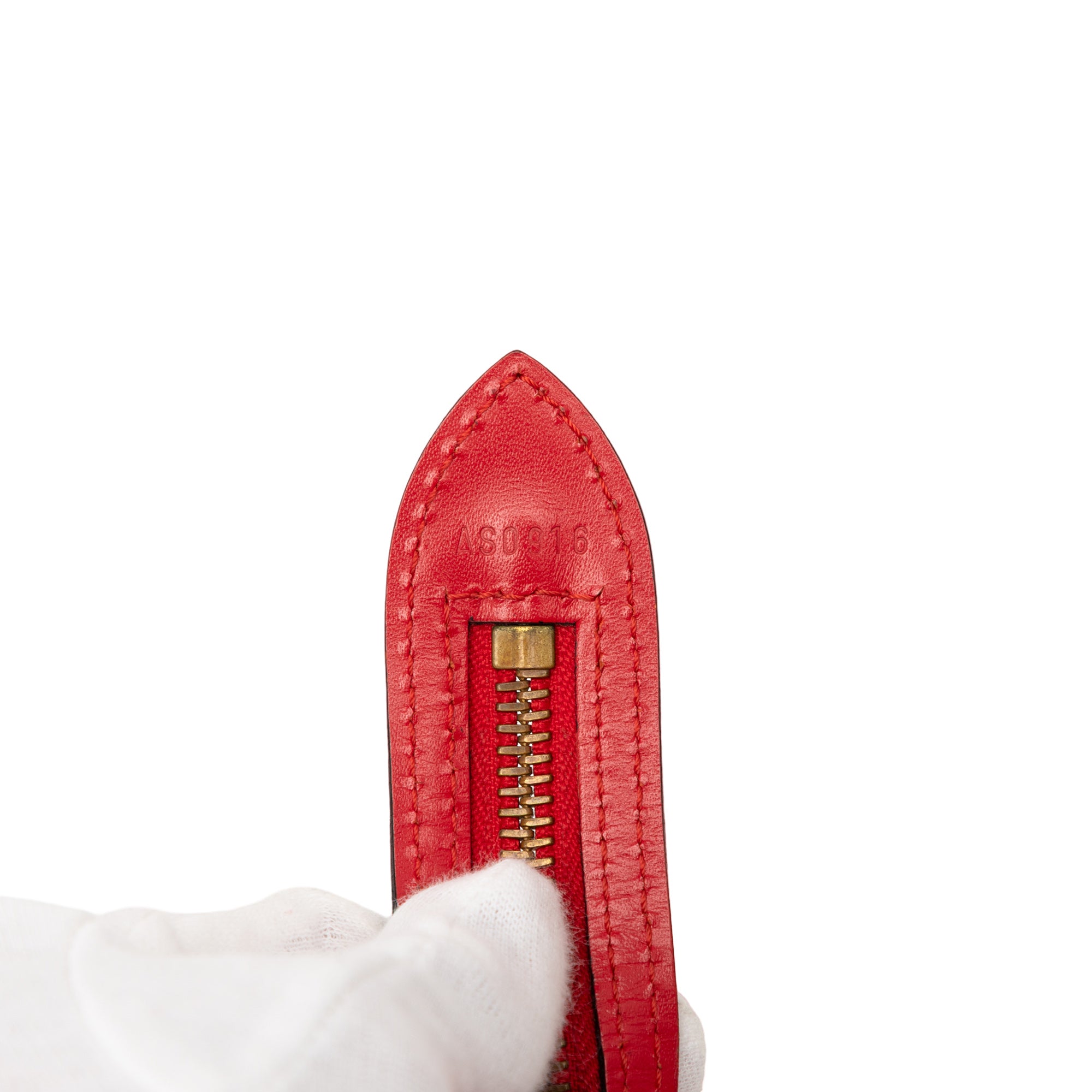 Epi Saint Jacques GM Long Strap - Image 6