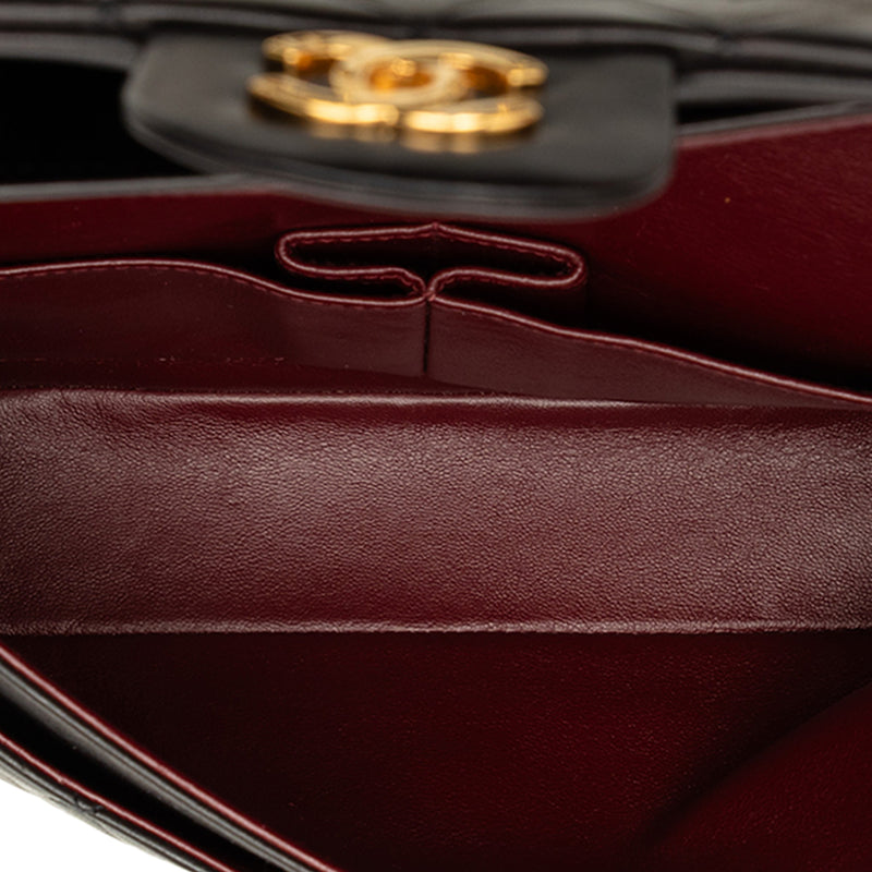 Medium Classic Lambskin Double Flap - Image 4