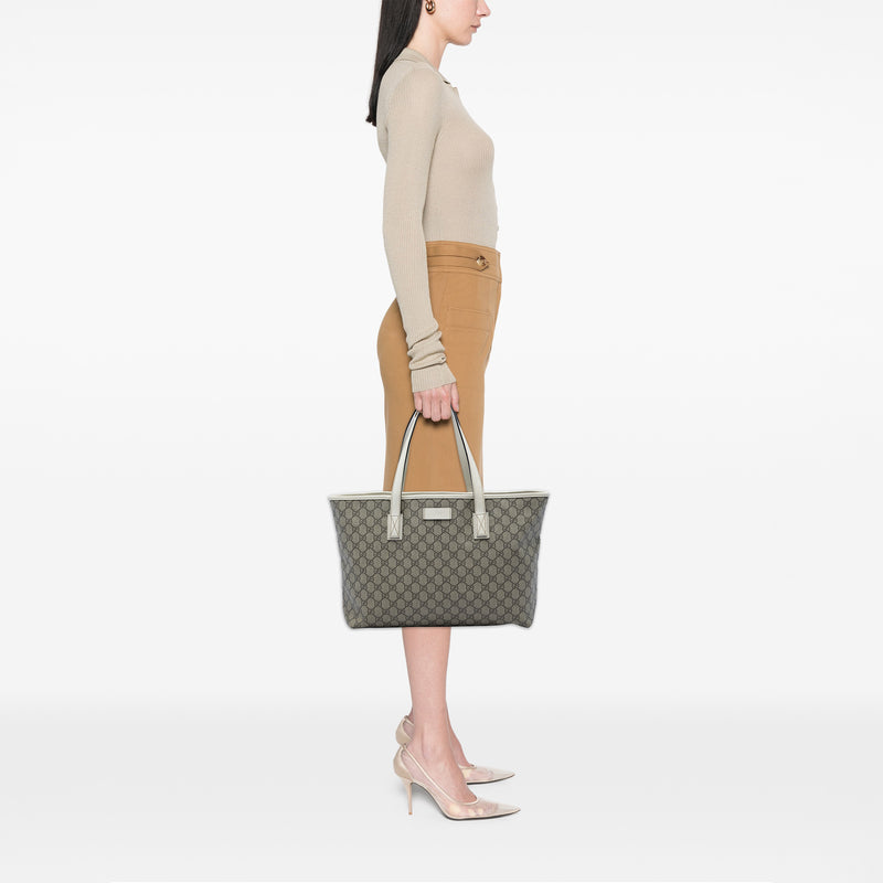 Medium GG Supreme Tote - Image 5