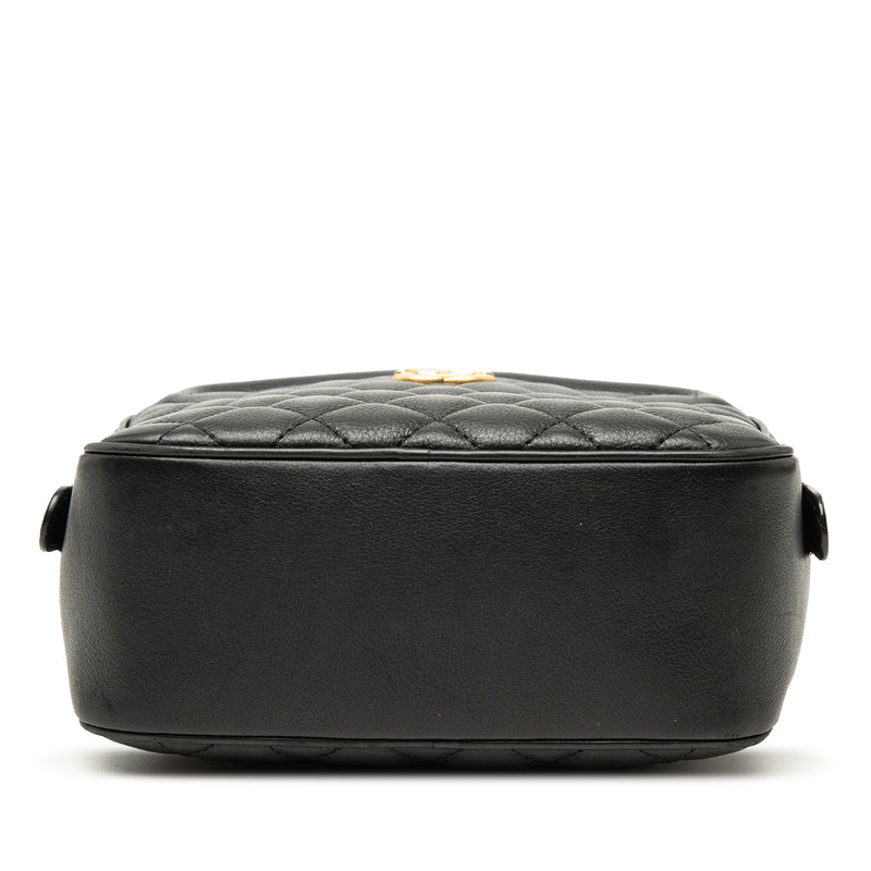 Small CC Quilted Lambskin Top Handle Vanity Case with Chain - Image 3