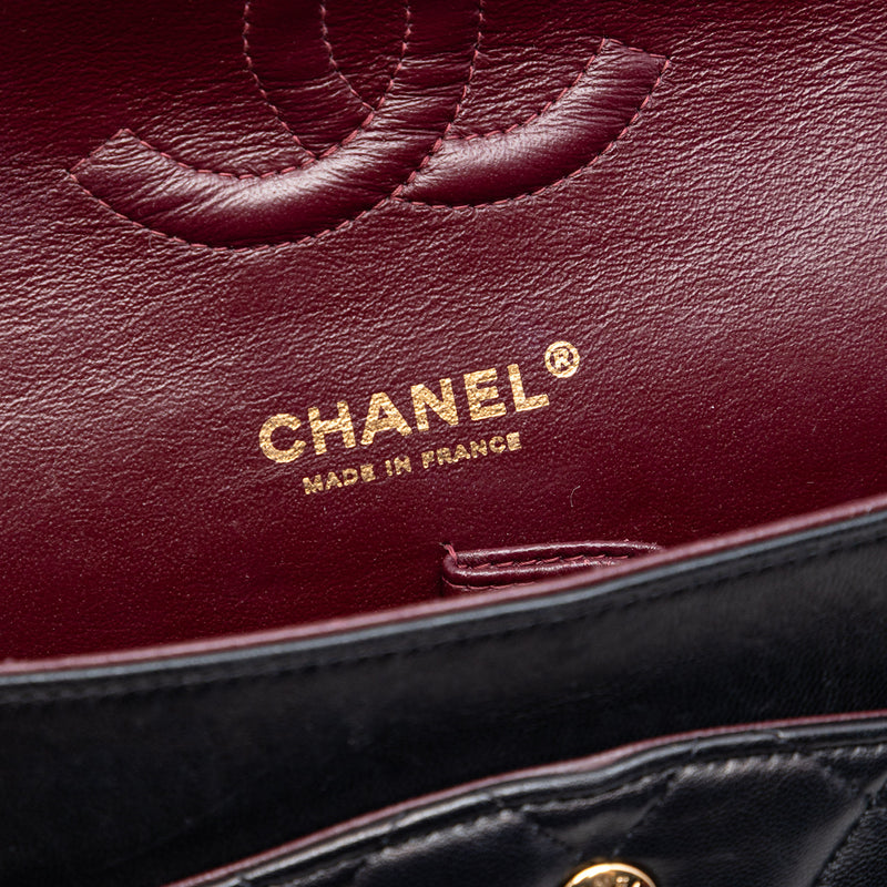 Medium Classic Lambskin Double Flap - Image 5