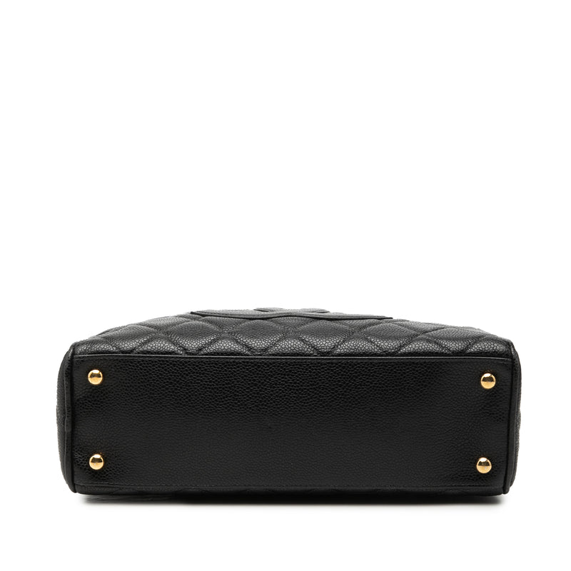 CC Quilted Caviar Bowling Bag - Image 3