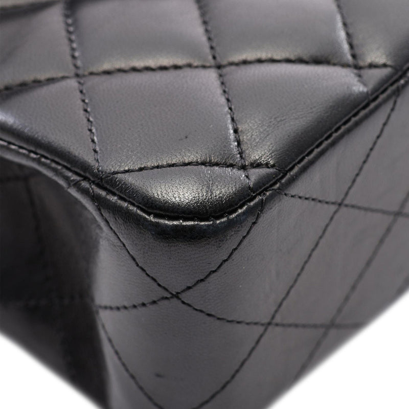 Medium Classic Lambskin Double Flap - Image 10