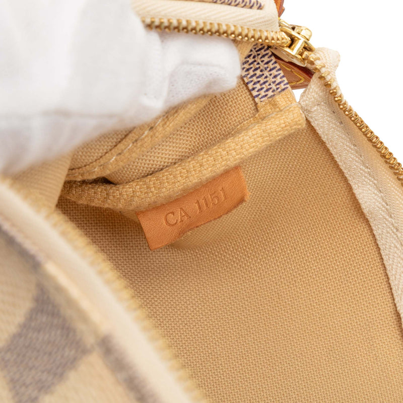 Damier Azur Pochette Accessoires - Image 6