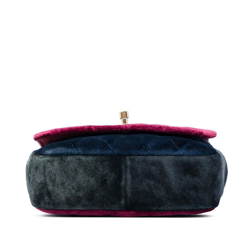 Paris Cosmopolite Small Tricolor Quilted Velvet Private Affair Camellia Flap - Image 3