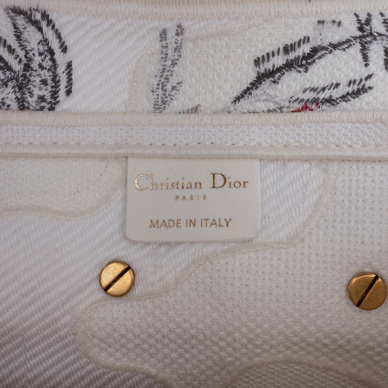 Canvas Embroidered Camouflage Flowers Saddle Bag - Image 5