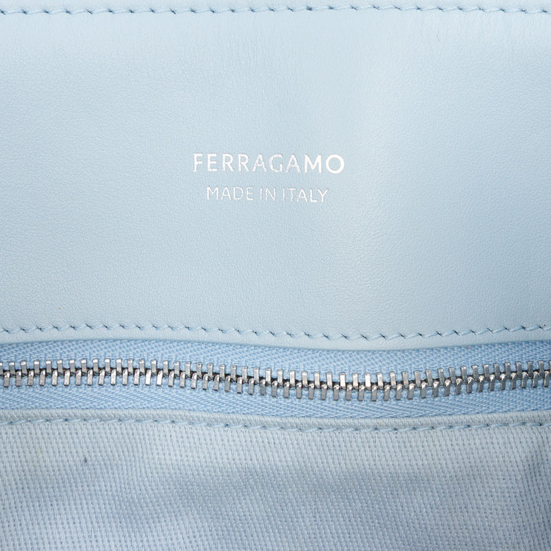 Ferragamos Creations Medium Raffia Shopping Tote - Image 5